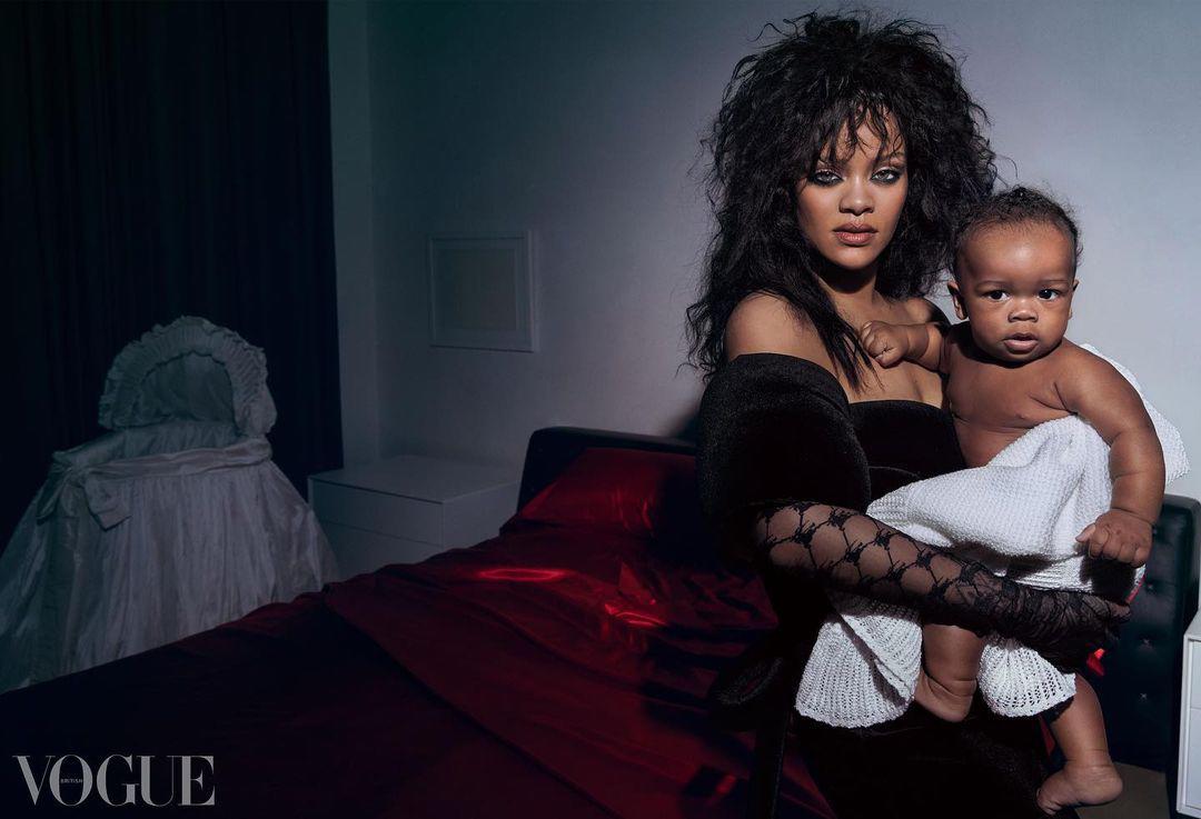 Rihanna y su familia protagonizan portada de British Vogue