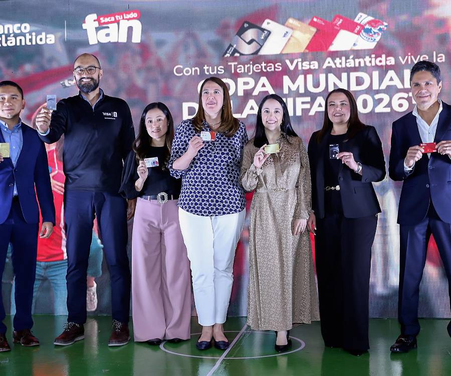 La emoción de la Copa Mundial de la FIFA 2026 está cada vez más cerca, y Visa junto a Banco Atlántida anuncian una promoción que permitirá a sus tarjetahabientes vivir el torneo de fútbol más grande de la historia con experiencias todo incluido. A través de esta iniciativa, los clientes podrán participar por viajes, boletos a partidos, hospedaje y beneficios exclusivos para disfrutar de la máxima fiesta del fútbol, que por primera vez se celebrará en tres países: Canadá, Estados Unidos y México.