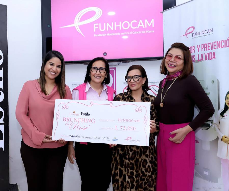 Ginna Miller, Rosemonde Abedrabbo, Blanca Bendeck y Laura Simón.