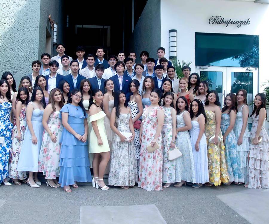 La generación 2026 de Serán School se reunió en el salón Encuentros del Hotel Copantl &amp; Convention Center para disfrutar de su primera actividad social del año escolar. El evento fue ofrecido por sus padres, quienes para la ocasión contrataron a la planner Marcela Cueva para desarrollar un diseño floral otoñal, que le dio un toque elegante a la estancia.