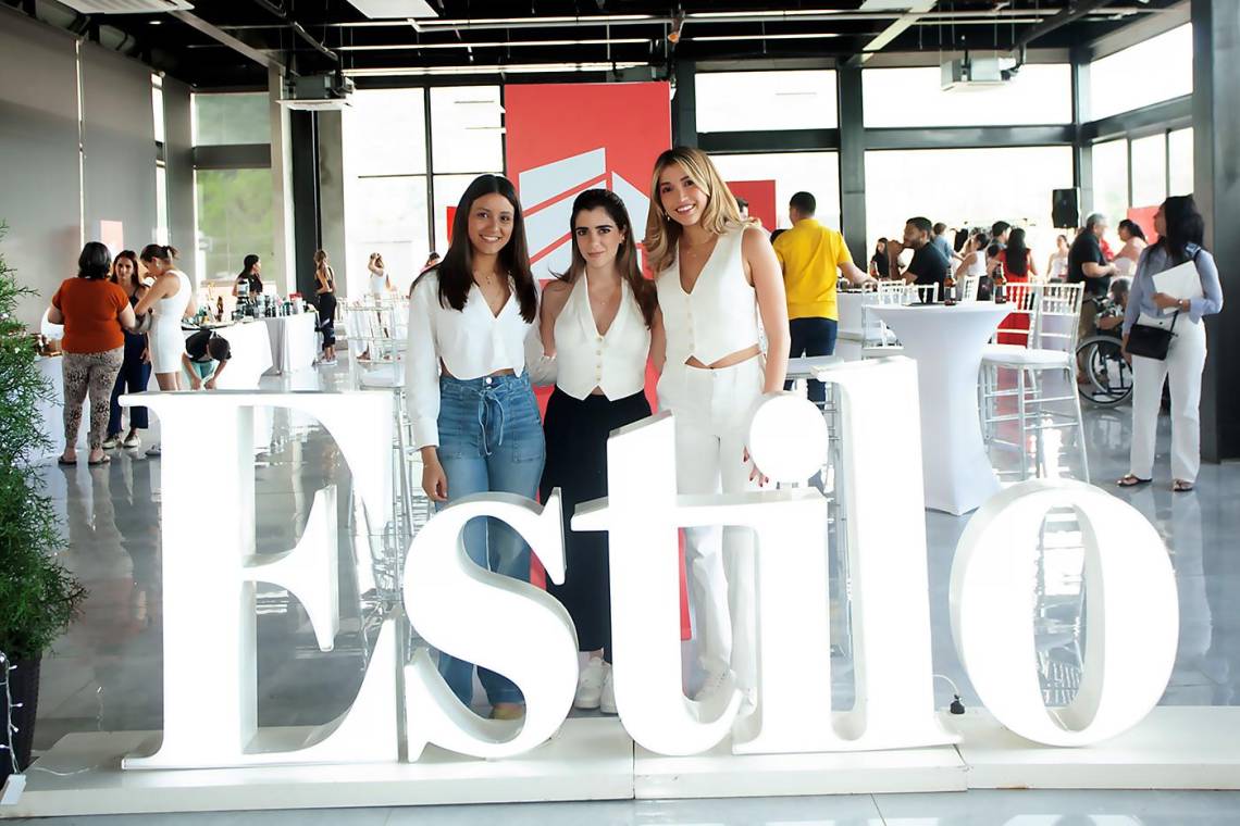Las emprendedoras María Isabel Rodríguez, Joana Bandy y Sophi Castillo.