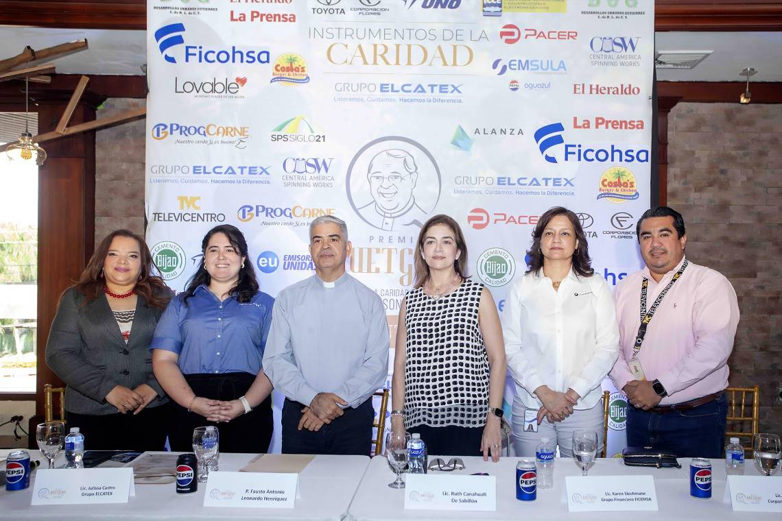 La Fundación Obras Sociales Vicentinas presentó oficialmente la decimotercera edición del Premio Quetglas, una iniciativa que reconoce a quienes dedican su vida al servicio de los demás. Así se vivió la conferencia de prensa en San Pedro Sula, Honduras.