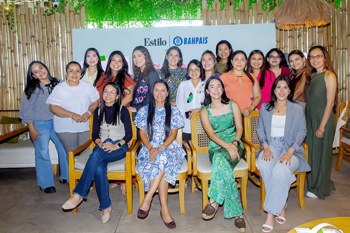 La quinta edición de Girl Boss inició con entusiasmo en el network brunch celebrado en Silvestre, Terravista Plaza, San Pedro Sula. Las finalistas compartieron historias inspiradoras en una mañana llena de conexión y motivación. Con una decoración primaveral y el respaldo de aliados como Banpaís, Supermercados Colonial, Unitec y Boxful, el evento marcó el comienzo de una edición dedicada a romper barreras.