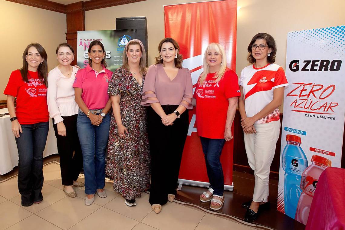 Actividades del mes de prevención del Cáncer de Mama en San Pedro Sula