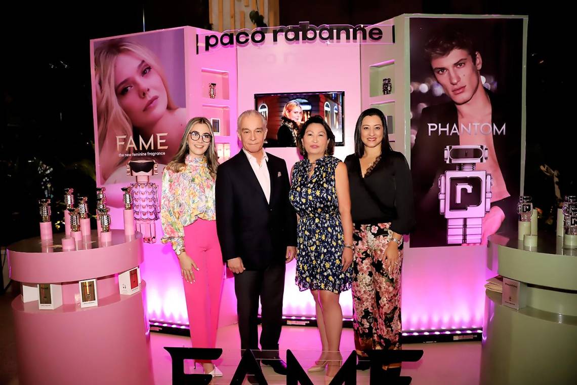 María José Alvarado, Guy de Pierrefeu, Marcia Vásquez y Marisol de Pierrefeu presentaron Fame, la nueva fragancia femenina de Paco Rabanne que fue lanzada oficialmente en Honduras durante un coctel en La Galería