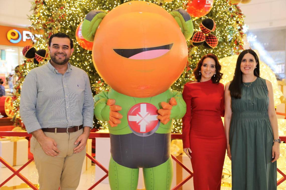 Metromall y BAC encienden la Navidad junto a Teddy y la Fábrica de Sueños