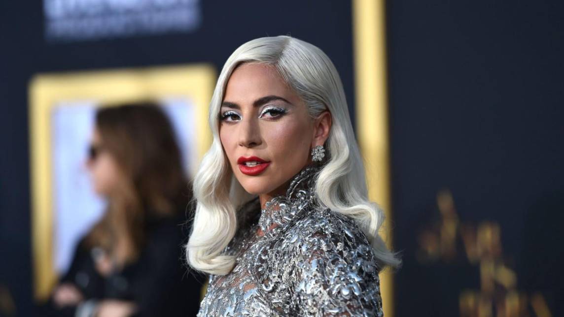 Demandan a Lady Gaga por incumplir el pago de la recompensa de sus perros