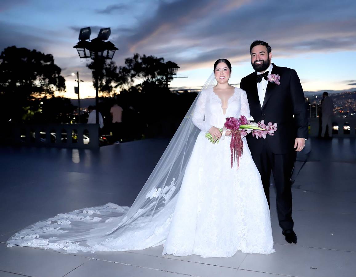 La boda de Antonio Molina y Jennifer Umanzor