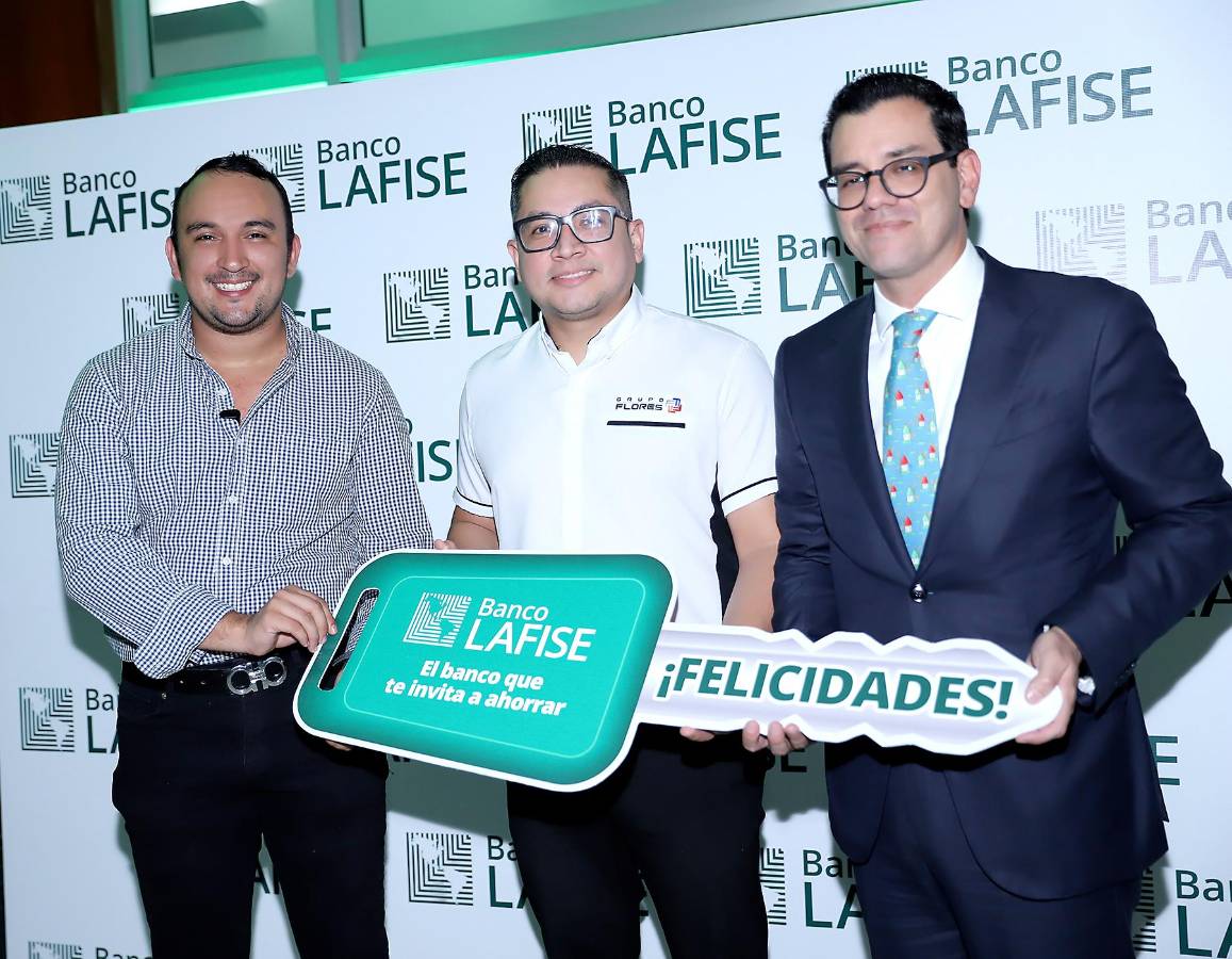 Banco LAFISE entrega Toyota Raize 2025