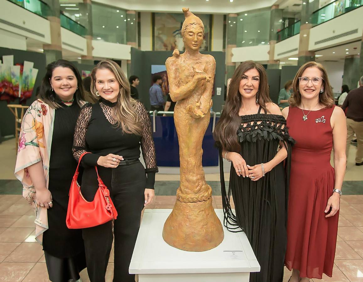 Expo Zorzal urbano de Banpaís y el Instituto de Cultura Interamericana