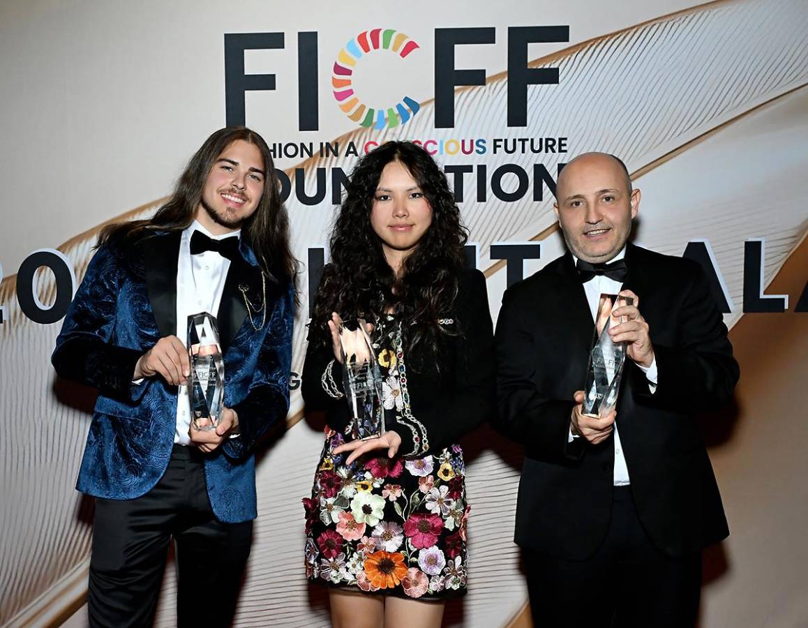 El artista y compositor Jourdan Blue; la empresaria Wang Jing, cofundadora de la marca china Toread y el sacerdote español con sede en Honduras, Álvaro Ramos, fueron honrados esa noche por su creatividad, propósito e impacto global