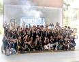 Los 47 alumnos de onceavo grado de Franciscan School, generación 2027, celebraron con entusiasmo su tradicional Senior Entrance, acompañados por sus padres de familia. La caravana, animada por el DJ Allan, marcó el inicio de su última etapa escolar, bajo el lema de la Alegría y la protección de la Virgen de Lourdes. Tras los actos de inauguración y una jornada llena de zancos y coreografías, los seniors disfrutaron de un almuerzo y pool party en Marsella.