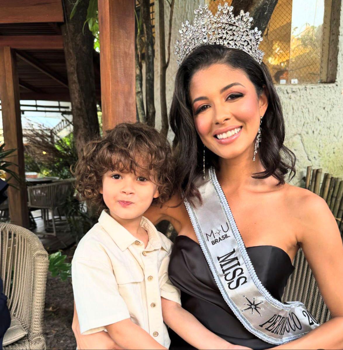 Luana Cavalcante fue elegida como la primera Miss Brasil Universo casada y madre en los setenta años del certamen de belleza. Tiene un niño de 4 años.