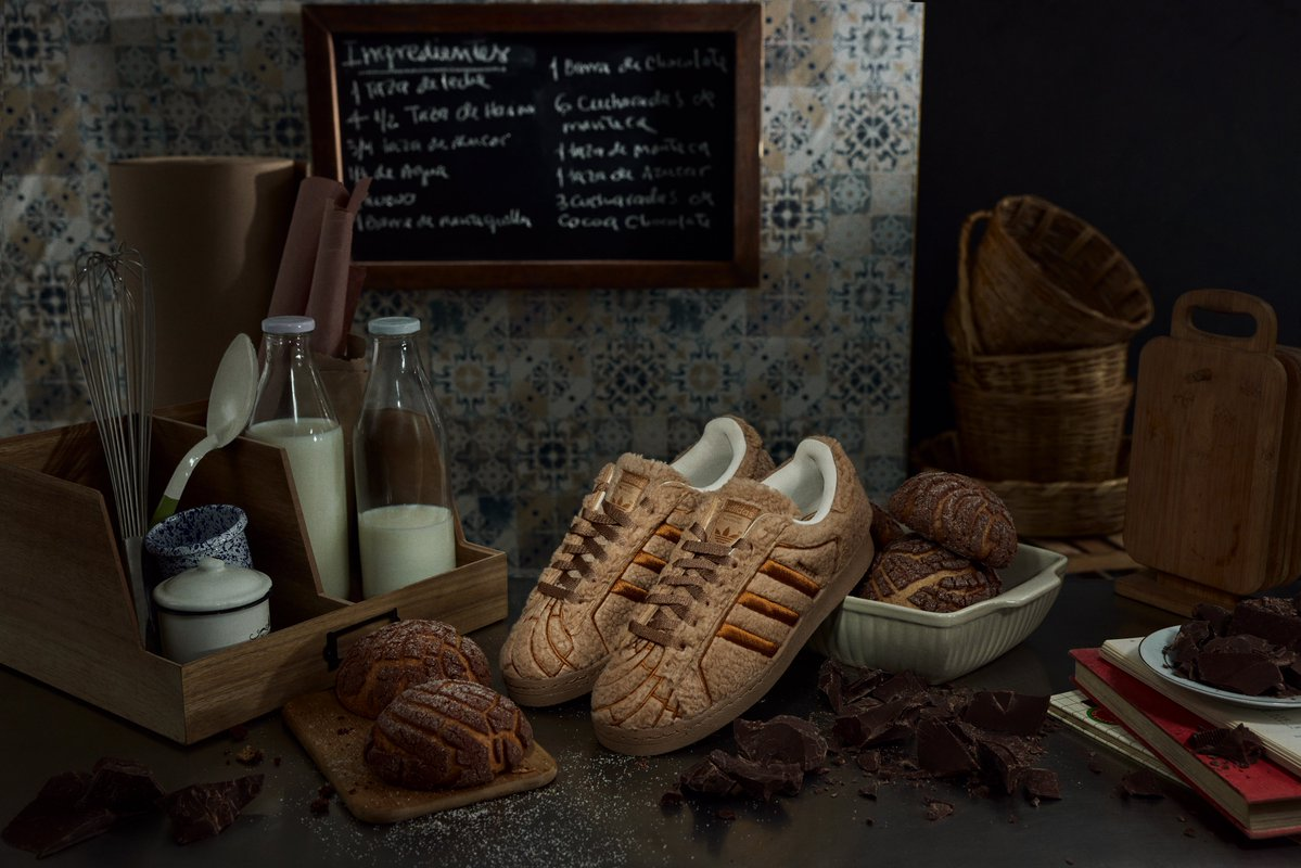 Una fusión de moda y gastronomía: Adidas lanza zapatos inspirados en pan dulce