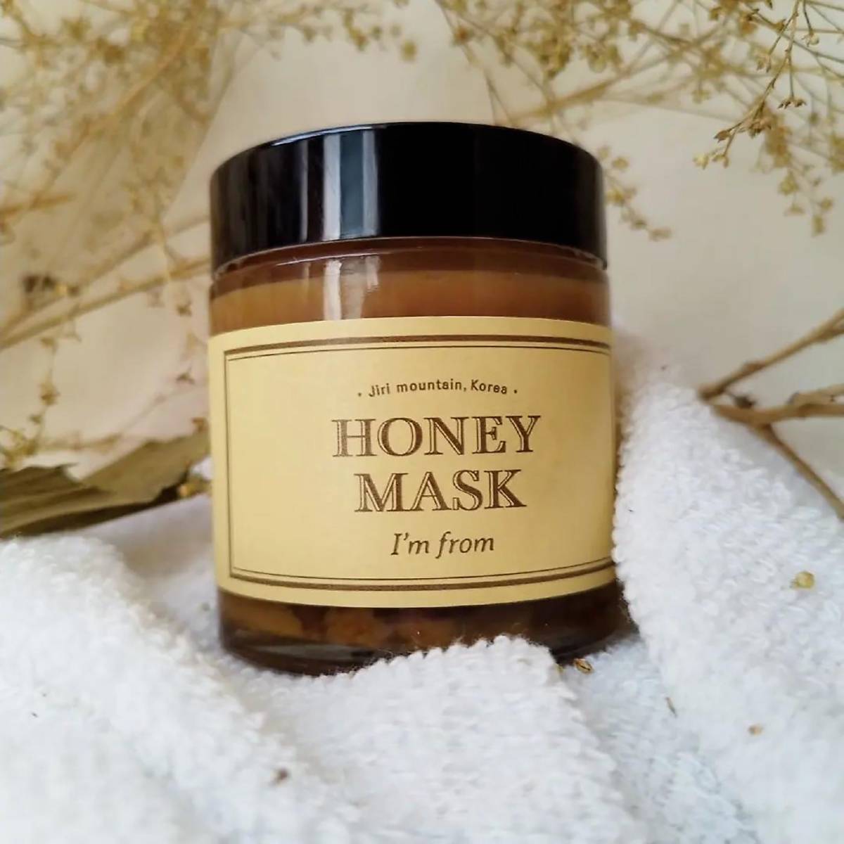 <b>ULZZANG SKIN RX.</b> Ulzzang, que en coreano significa “rostro perfecto”, nace con el propósito de brindar soluciones para los principales problemas de piel. Su enfoque es brindar lo mejor en productos de comprobada eficacia, tanto de la escuela de pensamiento coreana y japonesa, como de la occidental. @ulzzangskinrx