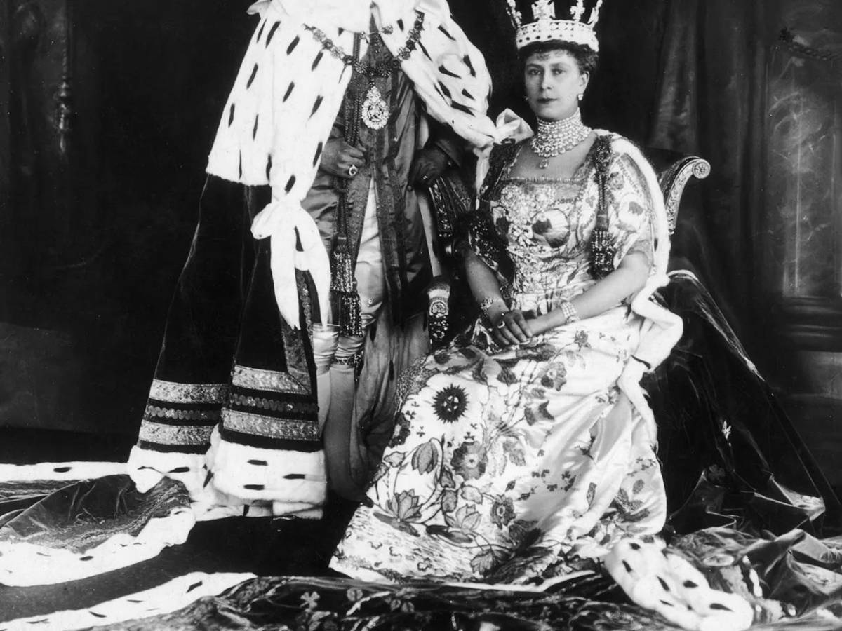 Camila será coronada el 6 de mayo con la corona adaptada de la reina María (1910-1936), consorte del rey Jorge V y abuela de Isabel II