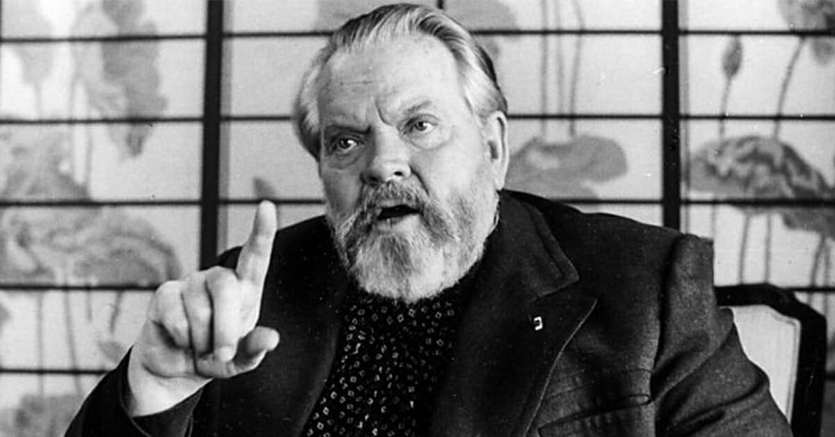Siete años estuvo en la lista negra Orson Welles, el FBI se mostró en desacuerdo con la película el “Terror Rojo”, y se abrió una investigación oficial sobre la supuesta conexión de Welles con el Partido Comunista. 