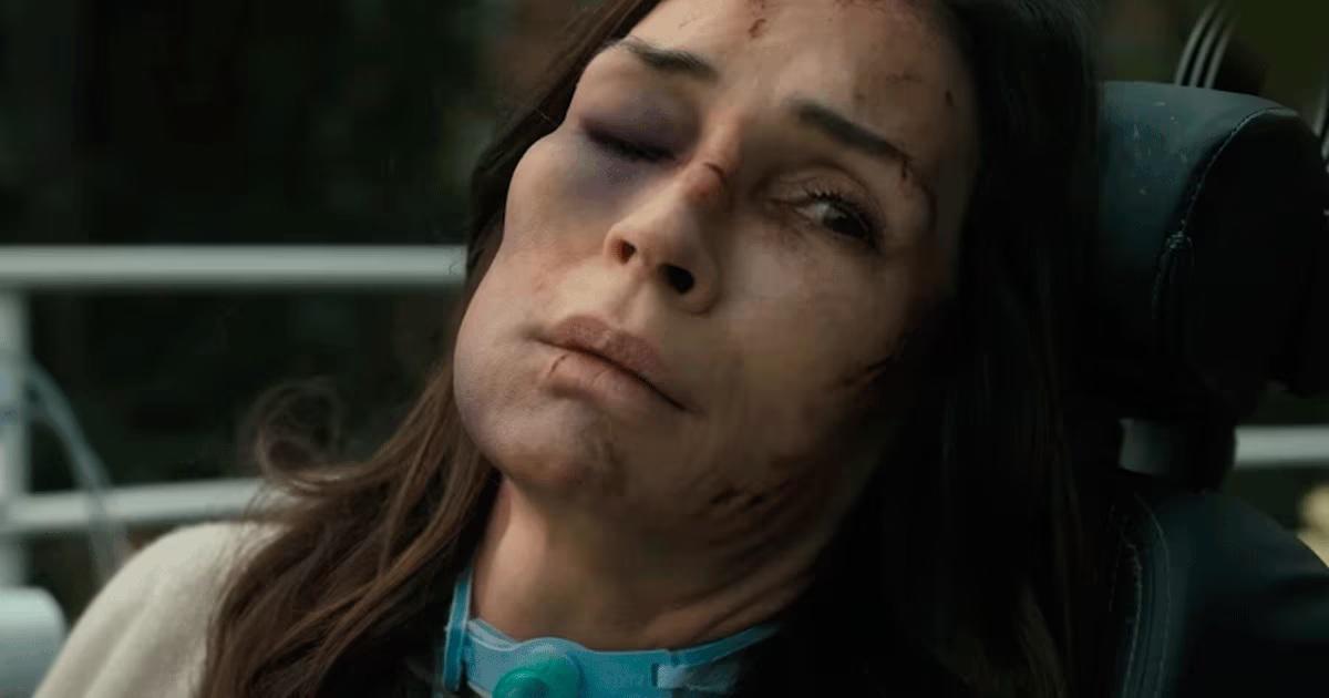 “Encierro” (“Locked In” en su idioma original) se trata de una cinta de suspenso cargado de romance, crímenes y preguntas en torno a la vida de Lina, una mujer recién casada que debe lidiar contra el desdén de su rica y desalmada suegra llamada Katherine.