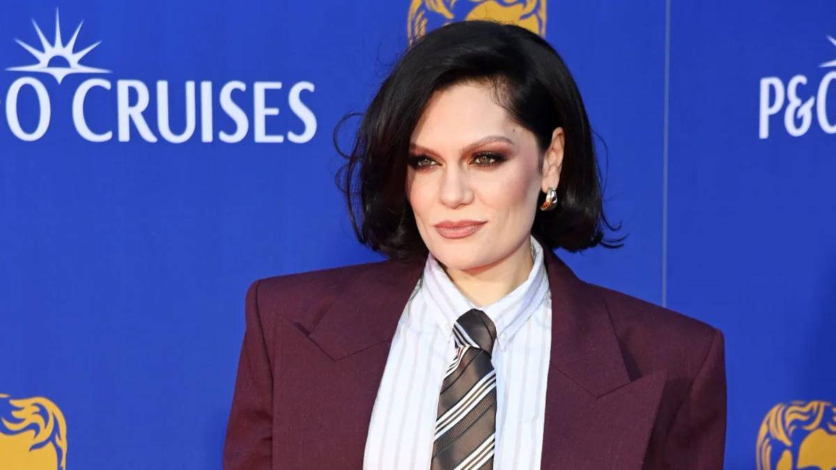 Jessie J fue diagnosticada con cáncer de mama