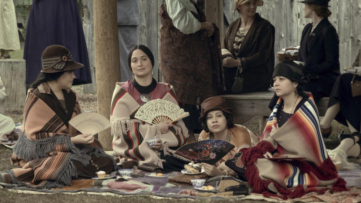 Con una duración de casi tres horas y media, la película adentra al espectador en el trágico capítulo conocido como el “Reinado del Terror” en el condado de Osage, Oklahoma, que tuvo lugar entre las décadas de 1910 y 1930.