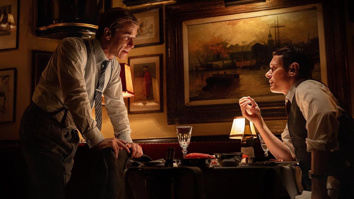 Ink. En 1969, un joven editor se une a Rupert Murdoch para transformar un periódico británico y convertirlo en un fenómeno mediático. Esa es la historia de Ink, dirigida por Danny Boyle y protagonizada por Jack O’Connell, Guy Pearce y Claire Foy. La cinta abrió Venecia el 2 de septiembre y compite por el León de Oro. Su estreno en cines está previsto para el 11 de diciembre de 2026.