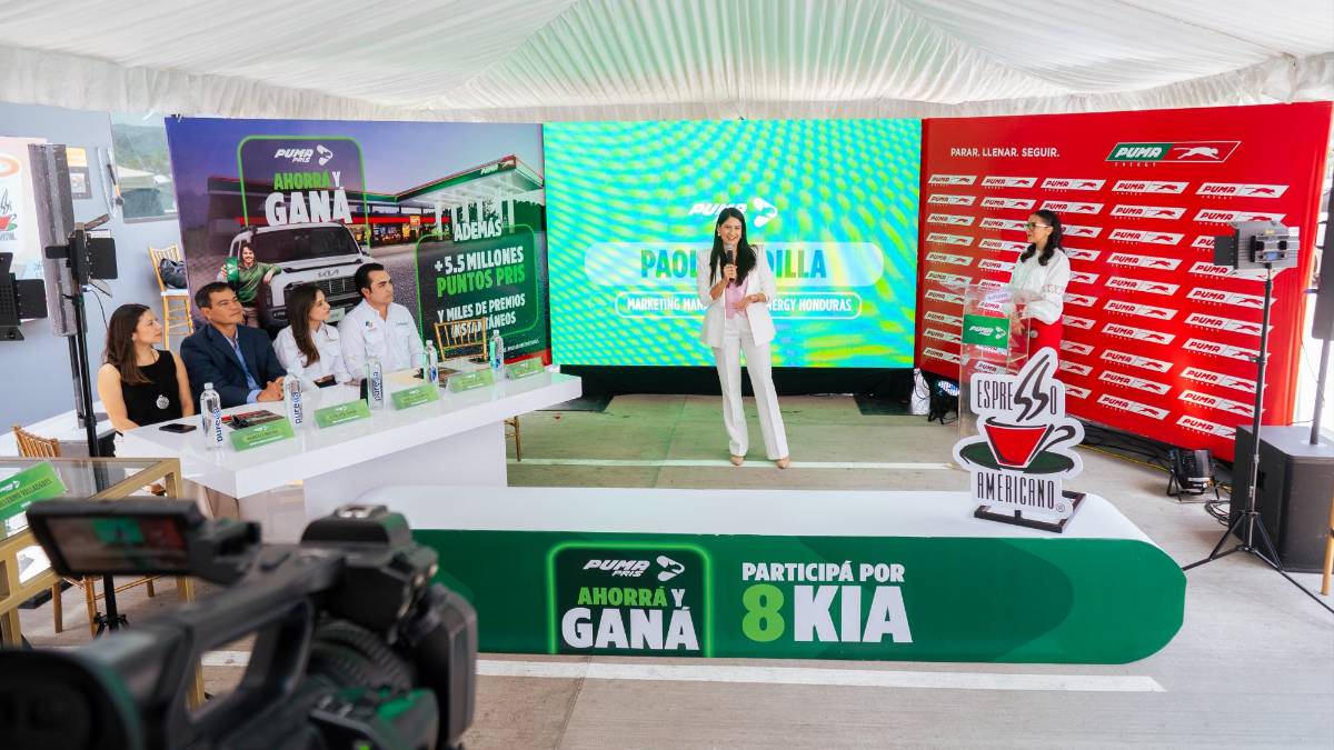 Paola Padilla, Marketing Manager de Puma Energy Honduras, destacó el compromiso de la compañía de continuar creando beneficios y experiencias de valor para sus clientes a través de iniciativas como “Ahorrá y Ganá” con Puma Pris.