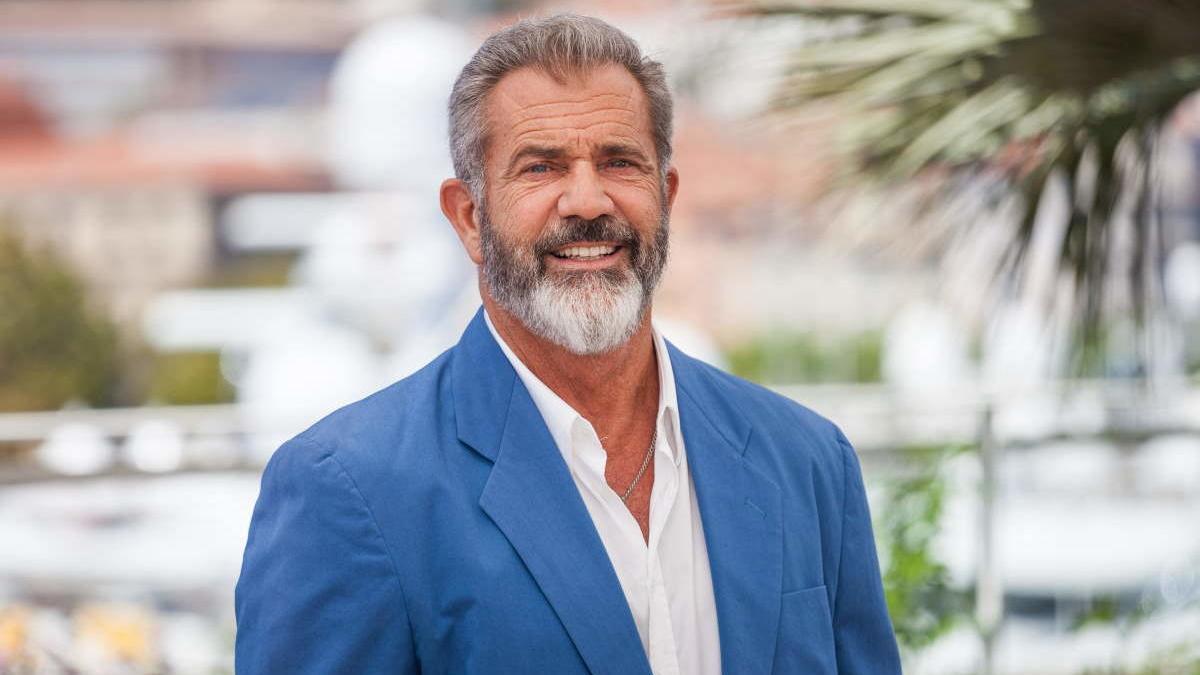 <b>Mel Gibson</b>El director reconoció en un video haber agredido a su exnovia, la pianista rusa Oksana Grigorieva. En una grabación que se difundió en Internet, ella le reprochó por haberla agredido, a lo que el actor respondió: “Te lo mereces. Necesitas un bate incrustado en tu cabeza”.