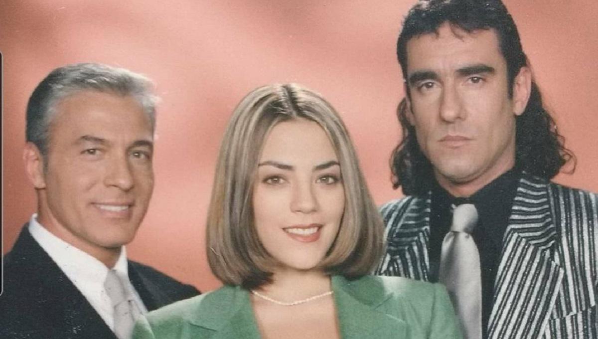 Pedro el escamoso. Pedro es un hombre de baja posición social, pero muy amable y encantador que se enamora a primera vista de una ejecutiva y para conquistarla se vuelve su chofer.