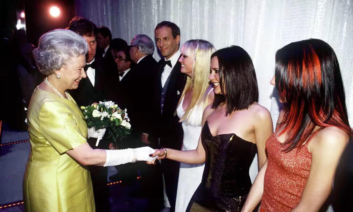 Spice Girls.