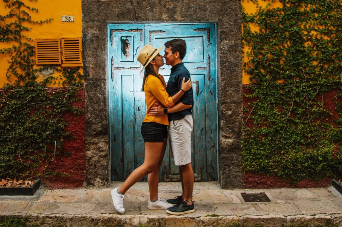 Un tour turístico: ¿Hay algún lugar mágico que siempre hayan querido visitar? Conviertanse en turista y disfruten de las maravillosas vistas del lugar. 