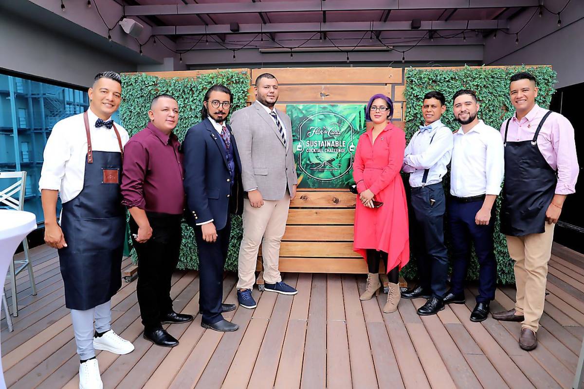 Flor de Caña corona al bartender más sostenible de Honduras