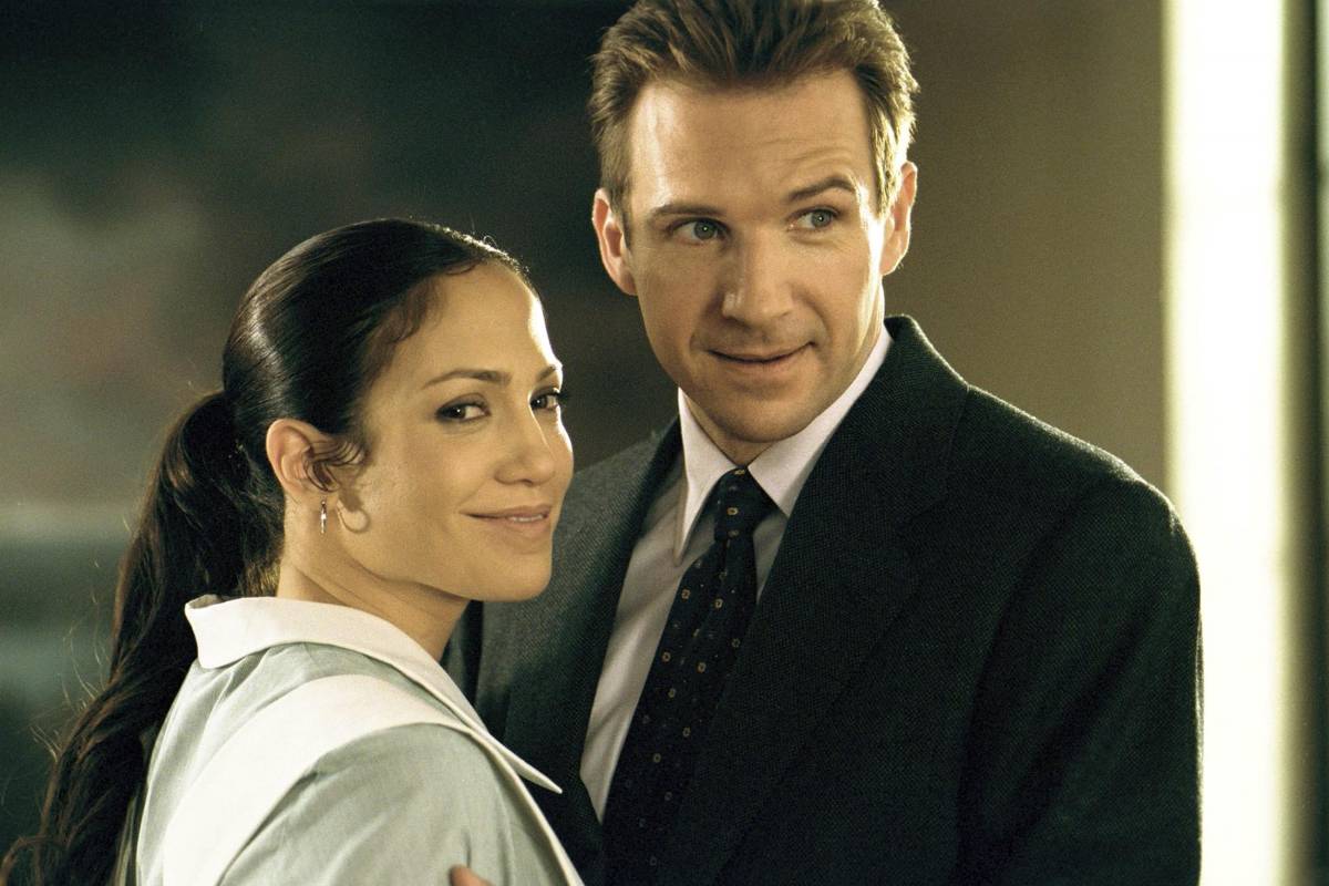 Todo lo que sabemos sobre Office Romance, la nueva película de JLo