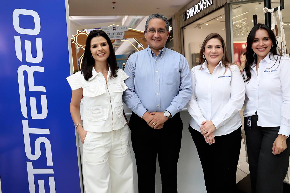 Marcela Pineda, Marcos Alfaro, Sara Valladares y Saby Irías.