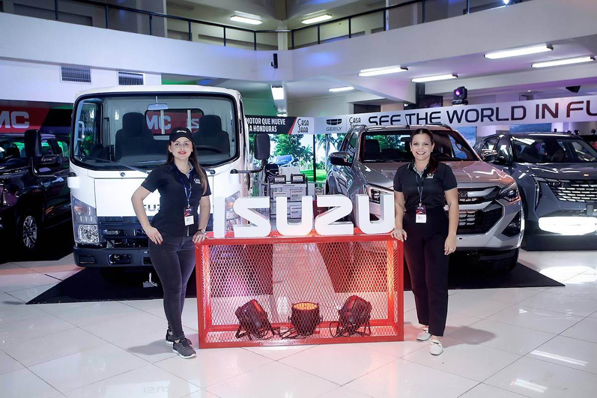 Casa JAAR presente en la Expomóvil 2025 con sus marcas ISUZU, GEELY y JMC
