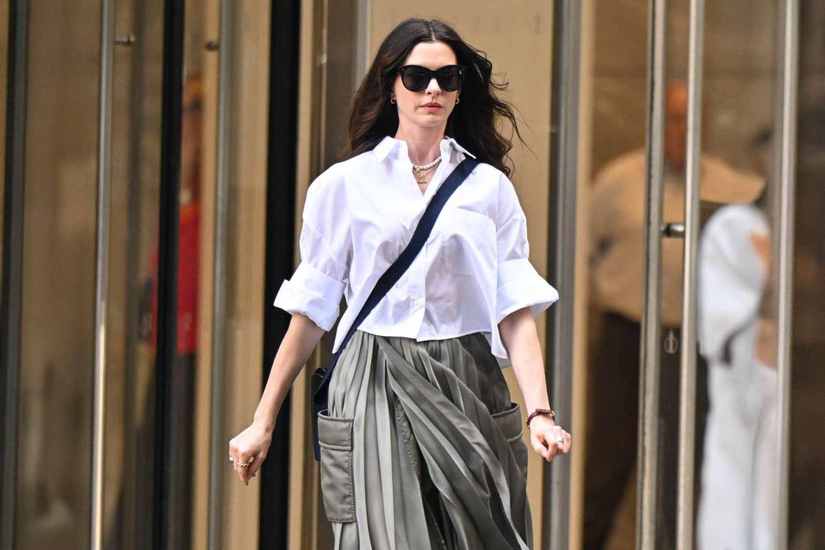 La asistente que conquistó París regresa para demostrar que también sabe ganar en la era de los likes.