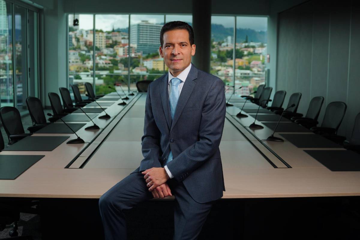 Carlos Handal asume Presidencia Ejecutiva de BAC Honduras