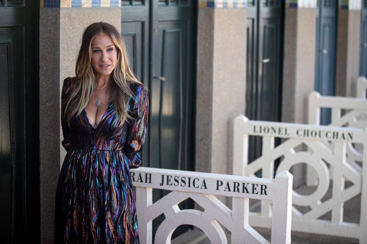 La actriz estadounidense Sarah Jessica Parker cumple 60 años el 25 de marzo. EFE/ Etienne Laurent