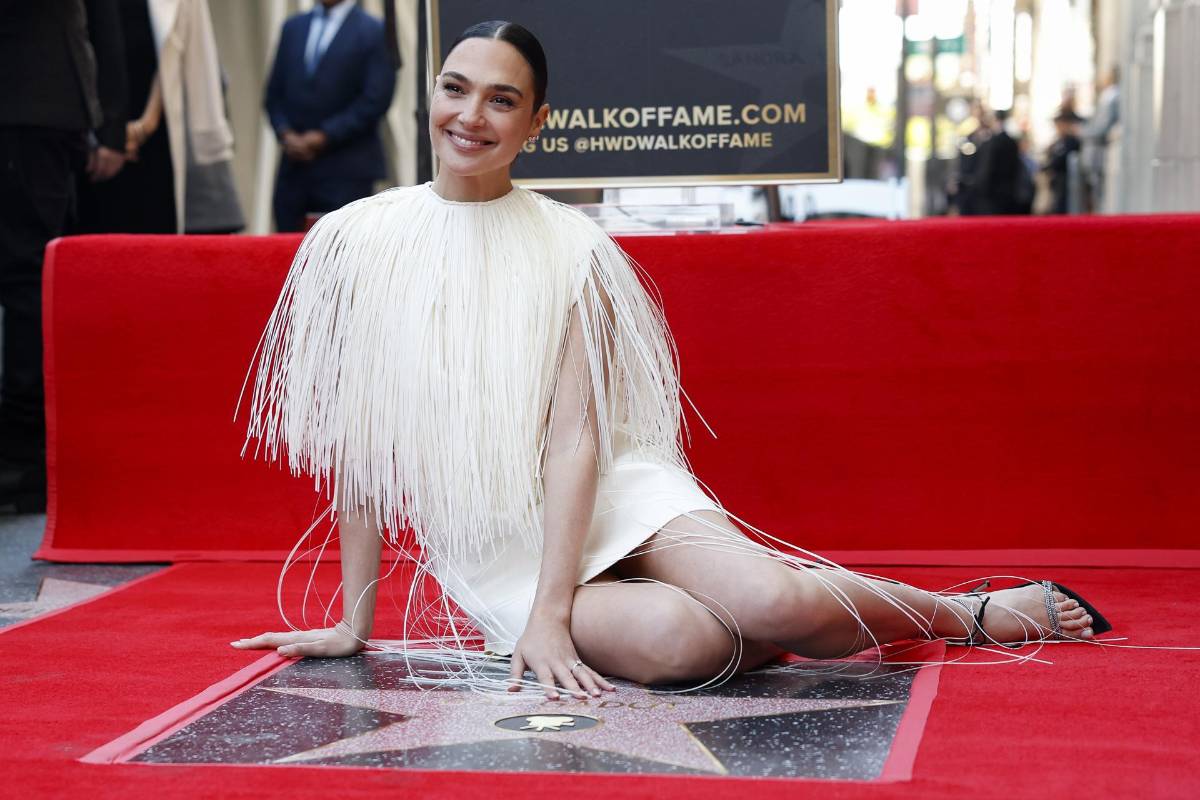 Gal Gadot recibe estrella en el Paseo de la Fama en Hollywood