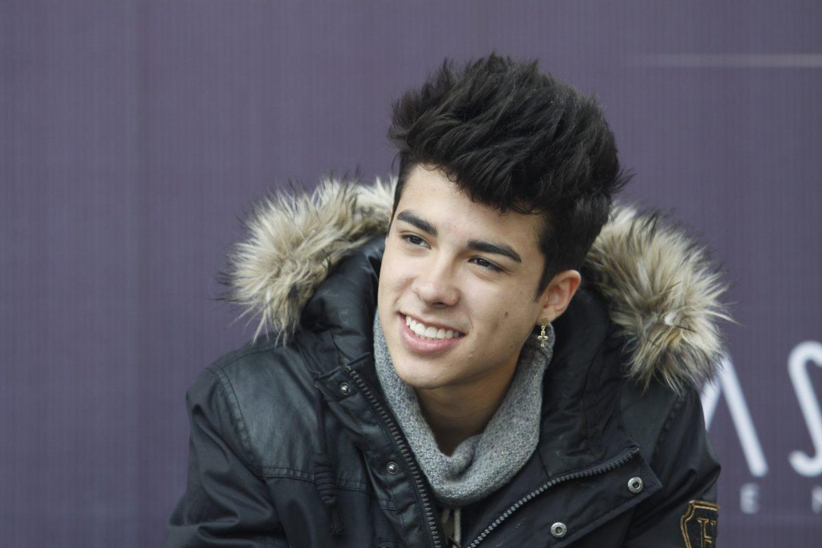 <b>Mario Bautista</b>Con más de sies millones de seguidores en redes sociales, este cantante mexicano se ha ganado su puesto entre los jueces de Miss Universo. Es reconocido por sus canciones Baby Girl, Toda la Noche, Linda y #Maldeamores.