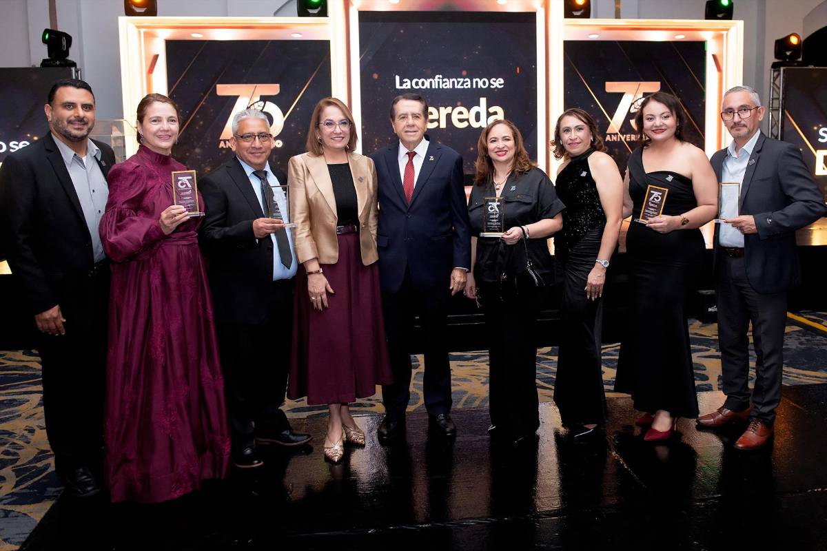 Banco de Occidente celebra 75 años reconociendo la dedicación de sus colaboradores