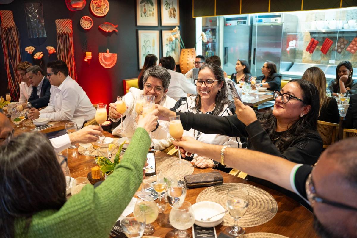 Banco Atlántida y Visa celebran con sus clientes la cultura hondureña en una cena que exalta el orgullo catracho