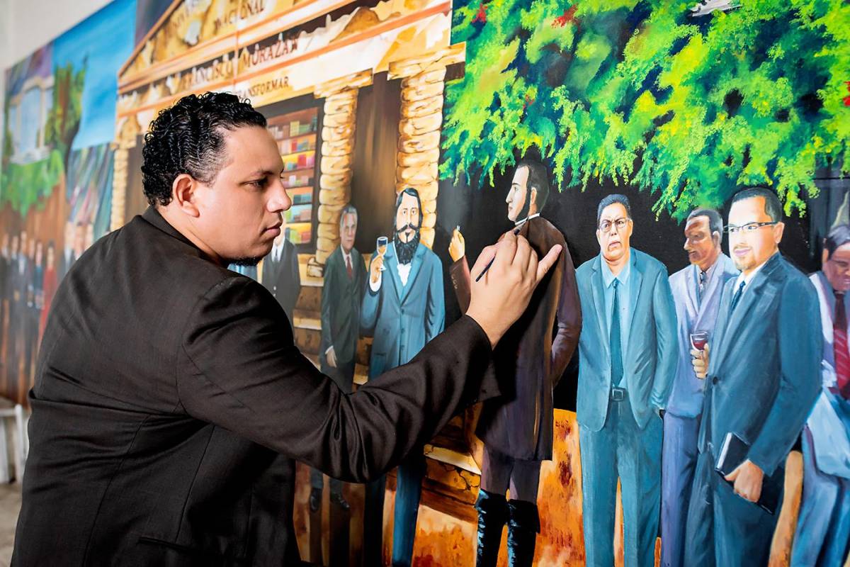 El mural de cinco metros que realicé en la UPNFM, inspirado en el estilo de Rafael Sanzio, donde la educación es retratada como fuerza liberadora. Ambas obras reflejan no solo mi técnica, sino también mi visión social del arte.