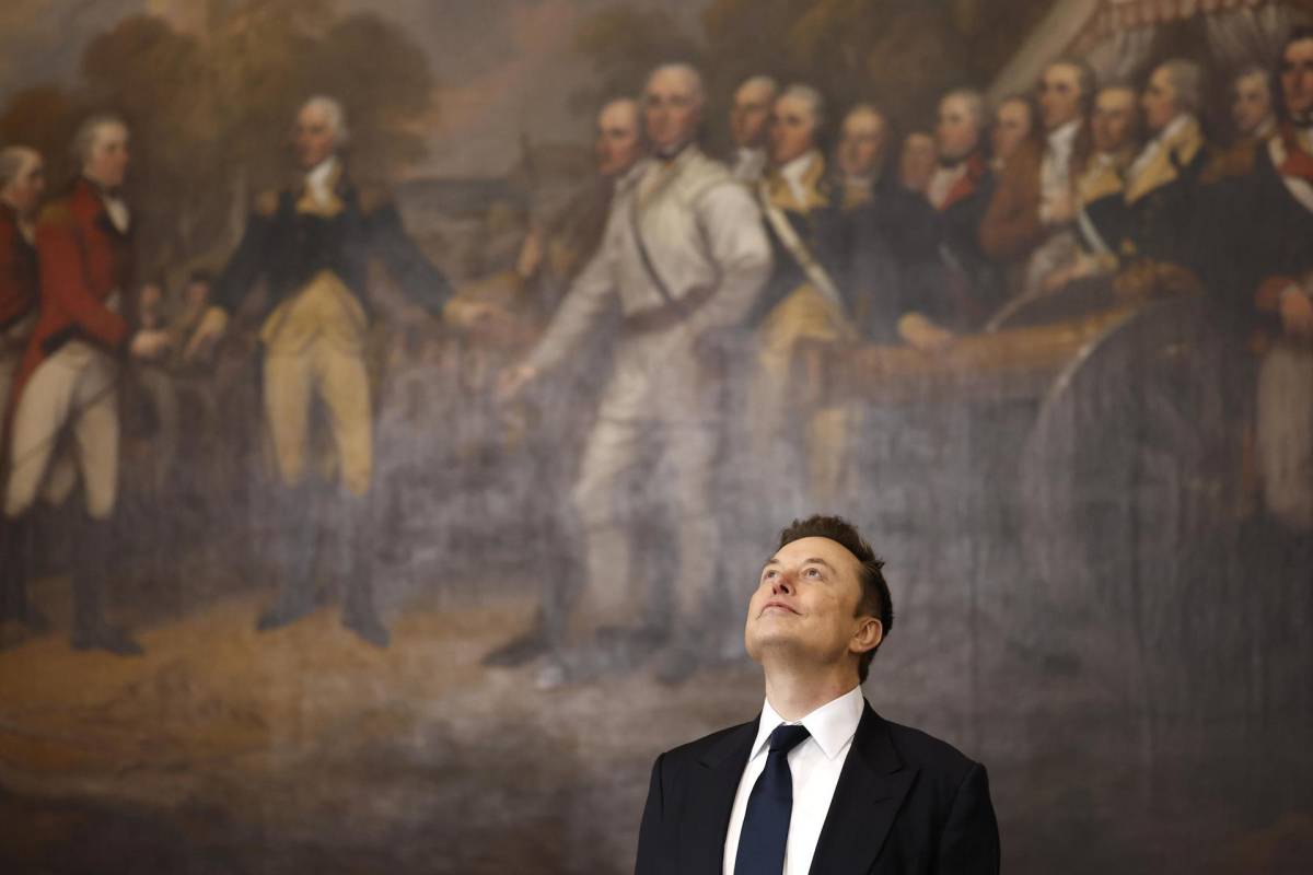 El presidente de Tesla, Elon Musk, llega para la ceremonia de investidura de Donald Trump como presidente de los Estados Unidos