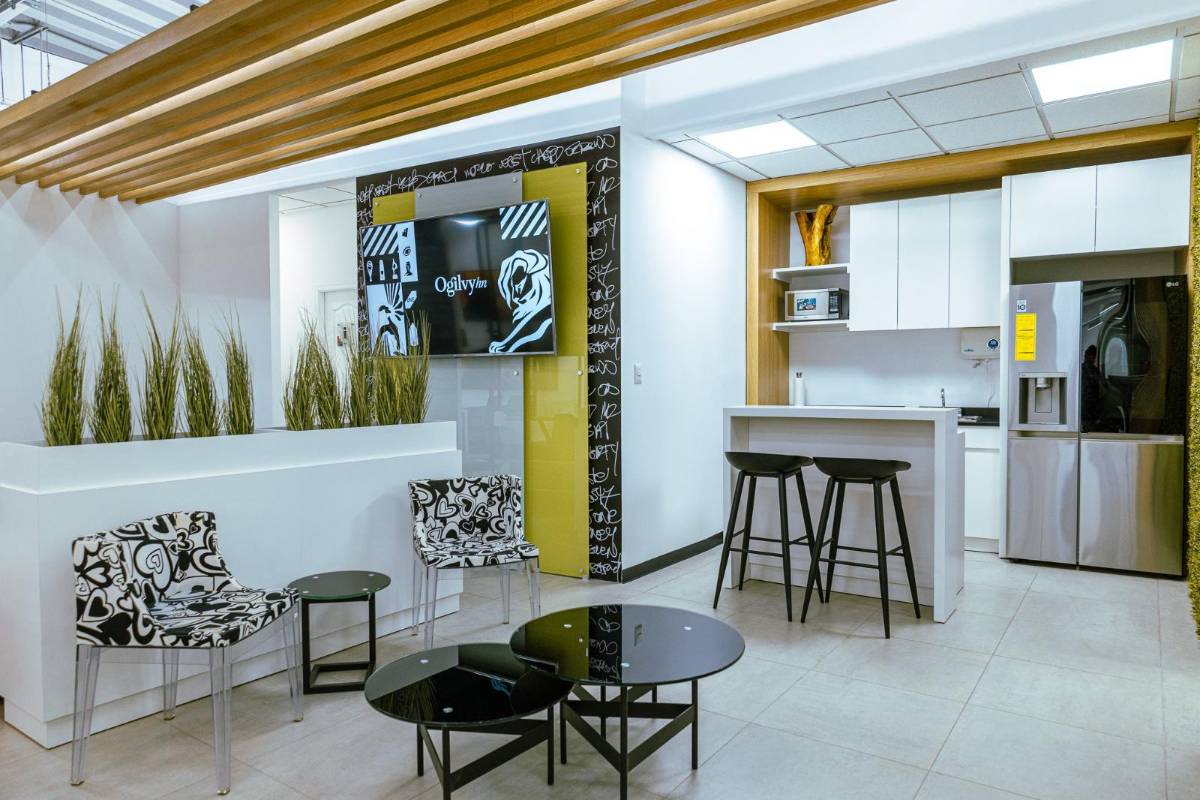 Ogilvy Honduras celebra remodelación de sus oficinas en San Pedro Sula