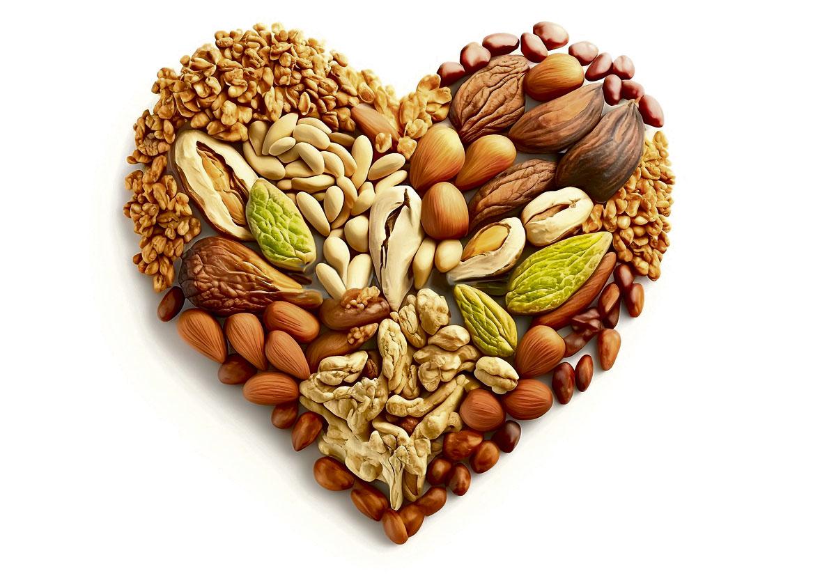 Con un puñados de frutos secos como las nueces, las pecanas y los pistachos contienen muchas vitaminas, minerales y ácidos grasos esenciales que ayudan a acelerar el metabolismo. 