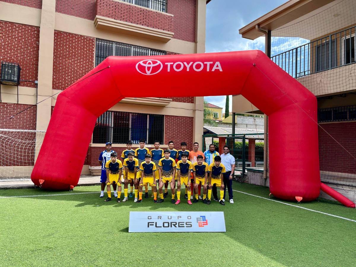 Grupo Flores inaugura el Torneo de Fútbol “Jugando por la Educación”