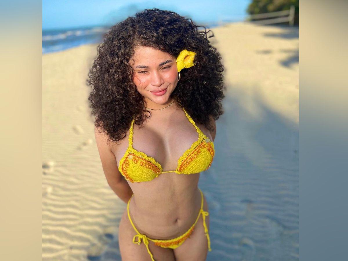 La cantante hondureña Cesia Sáenz se volvió viral en las redes sociales luego publicar unas fotos que muestra su gran cambio físico tras realizarse una cirugía estética, aumentandose su busto y algunos seguidores aseguran que también se habría hecho una lipoescultura para lucir una figura más curvilínea.