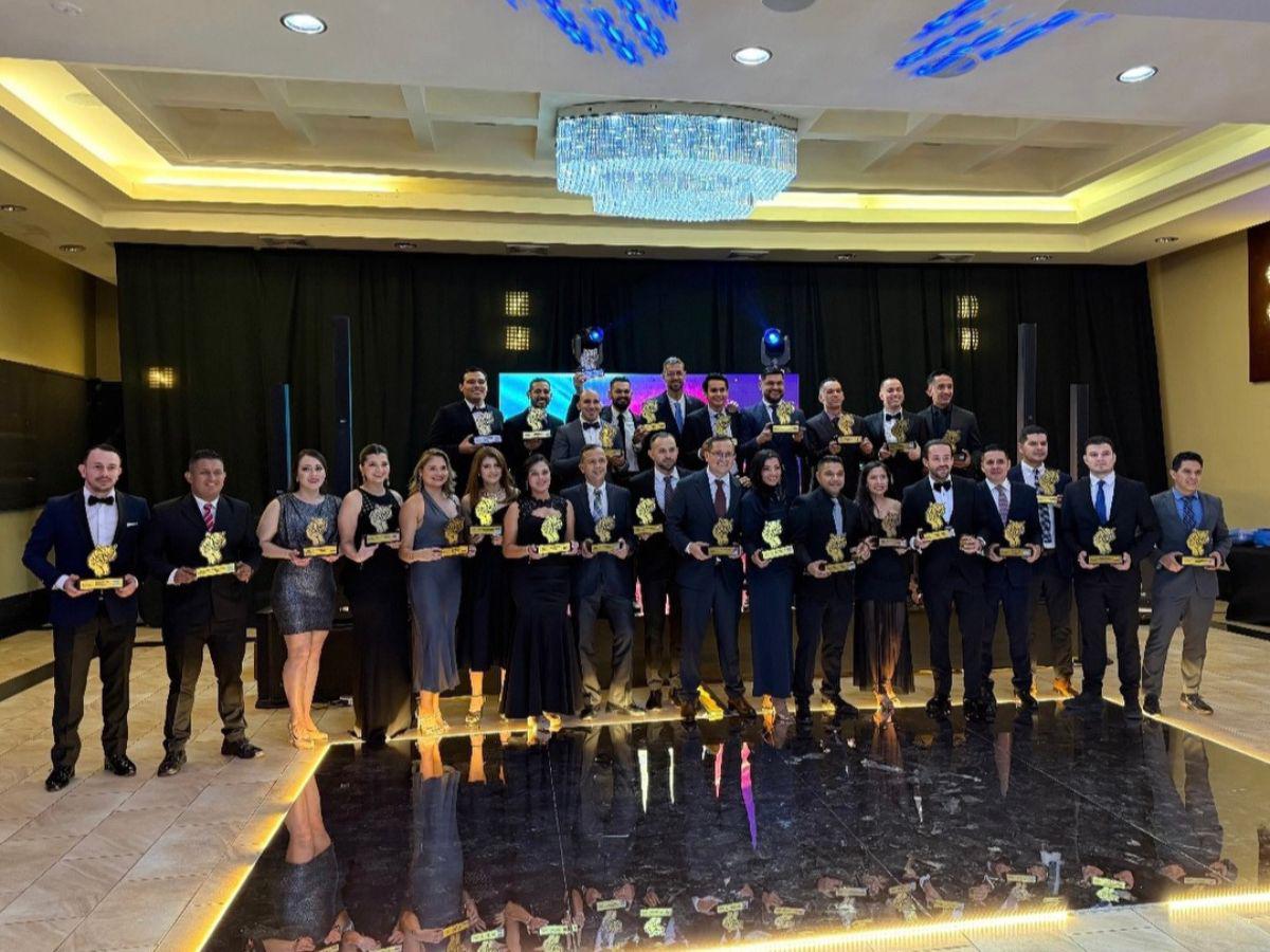 Gavilla Awards 2025 celebran el cierre del año runner