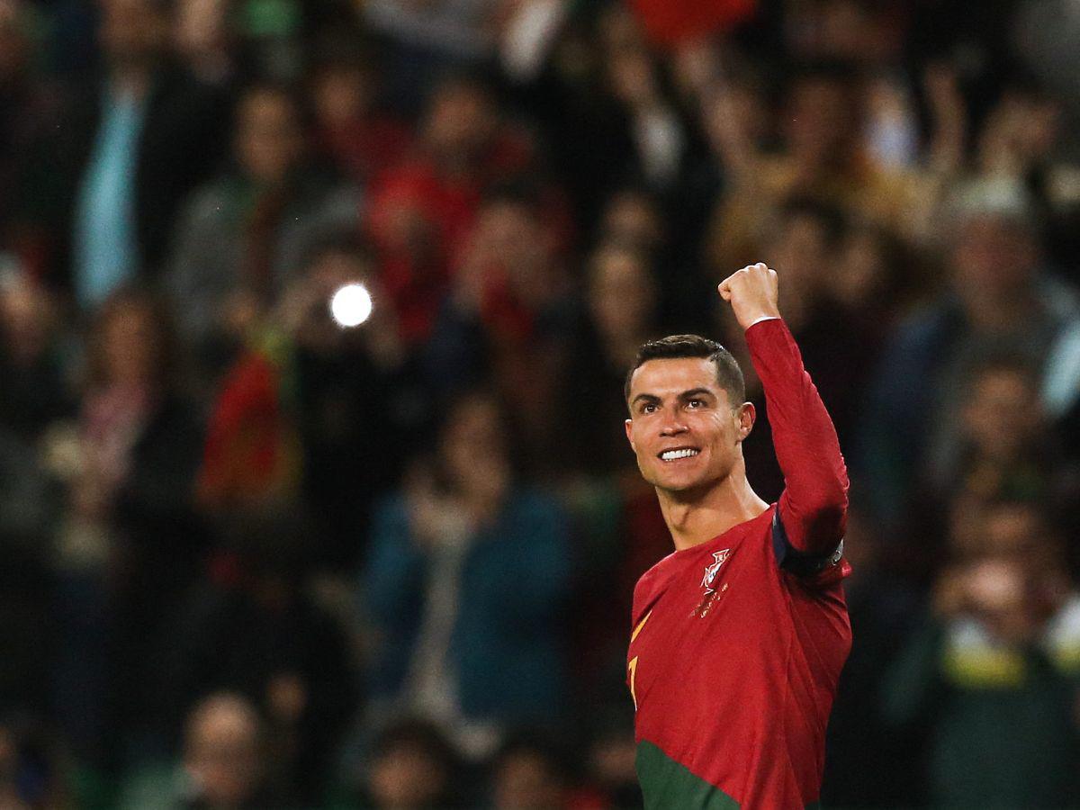 Cristiano Ronaldo (@cristiano)Seguidores: 560 millones