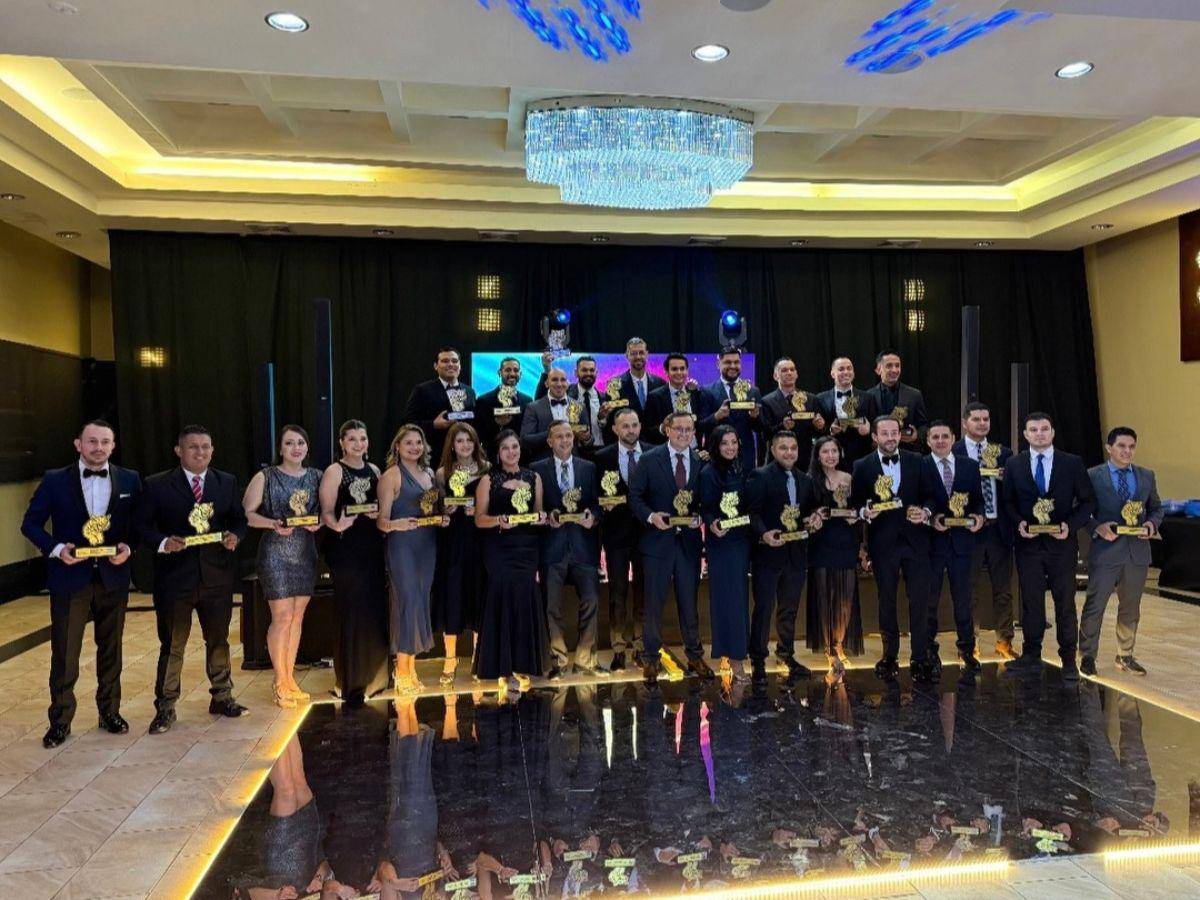 Gavilla Awards 2025 celebran el cierre del año runner